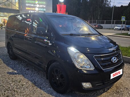 2012 Hyundai H-1 II, чёрный, 1499999 рублей, вид 2