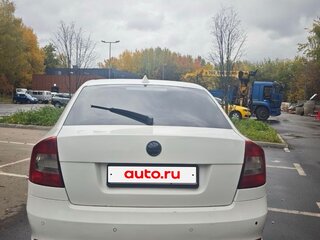 2011 Skoda Octavia DSG7 II (A5) Рестайлинг, белый, 800000 рублей, вид 4