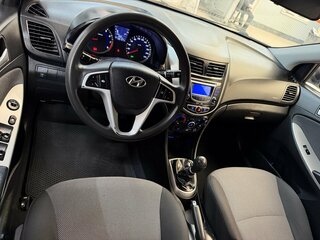 2013 Hyundai Solaris I, белый, 860000 рублей, вид 5