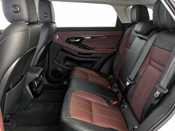 2023 Land Rover Range Rover Evoque II Рестайлинг, белый - вид 18