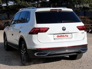 2023 Volkswagen Tiguan II Рестайлинг, белый, 2877000 рублей, вид 3