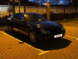2008 Mercedes-Benz E-Класс 200 III (W211, S211) Рестайлинг, чёрный, 1000000 рублей, вид 3