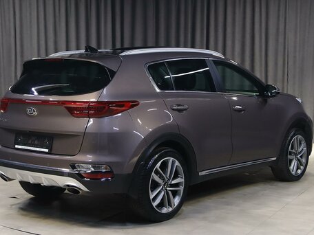 2018 Kia Sportage IV Рестайлинг, коричневый, 1949000 рублей, вид 2