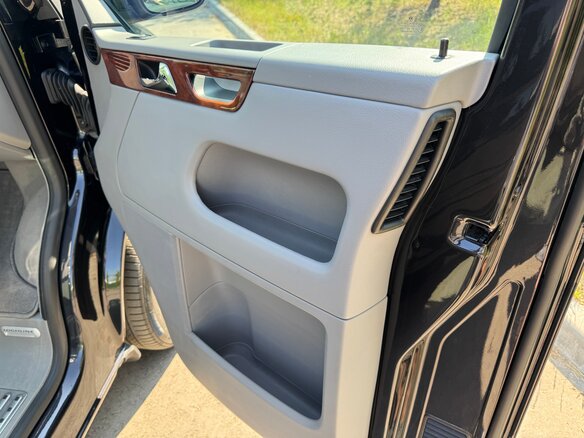 2006 Volkswagen Multivan T5, чёрный, 3550000 рублей - вид 21