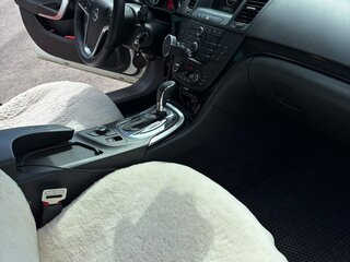 2013 Opel Insignia I, белый, 850000 рублей, вид 4