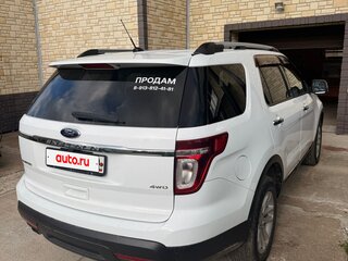 2014 Ford Explorer V, белый, 2000000 рублей, вид 3