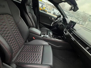 2021 Audi RS 4 IV (B9) Рестайлинг, красный, 8849000 рублей, вид 5