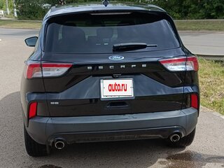 2021 Ford Escape IV, чёрный, 2000000 рублей, вид 5
