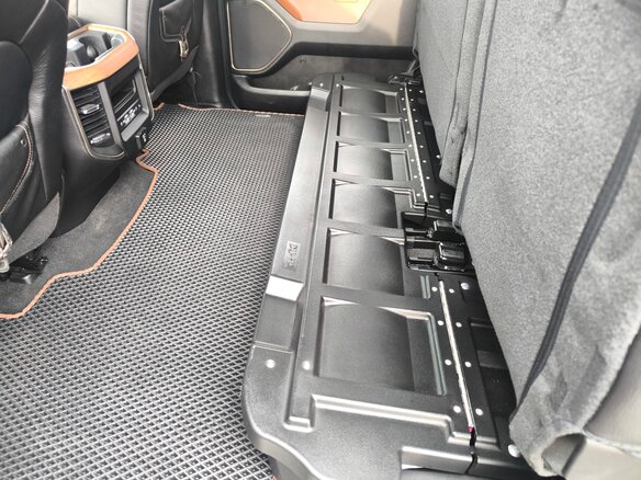 2022 Ram 1500 Quad Cab IV (DS/DJ), чёрный, 8050000 рублей - вид 35