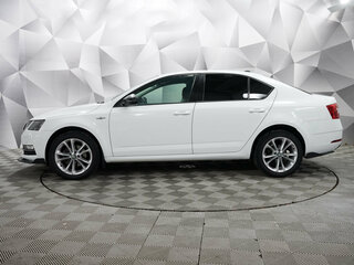 2019 Skoda Octavia III (A7) Рестайлинг, белый, 1682000 рублей, вид 2