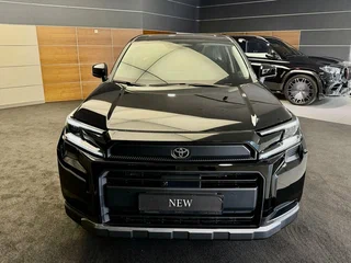2026 Toyota RAV4 VI (XA60), чёрный, 4570000 рублей, вид 3