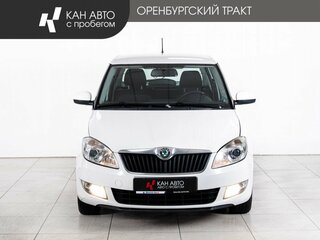 2011 Skoda Fabia II Рестайлинг, белый, 494000 рублей, вид 2