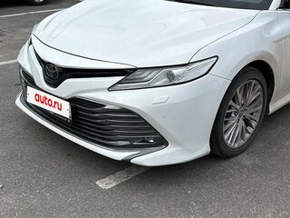 2020 Toyota Camry VIII (XV70), белый, 2800000 рублей, вид 2
