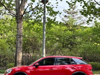 2023 Audi Q2 L 35 TFSI I Рестайлинг, красный, 2050000 рублей, вид 3
