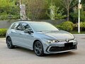 2022 Volkswagen Golf VIII, серый, 2092000 рублей - вид 2
