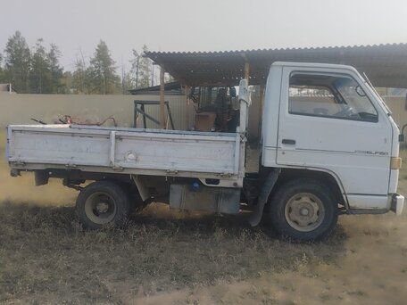 1988 Isuzu Elf (N-series), белый, 300000 рублей, вид 2