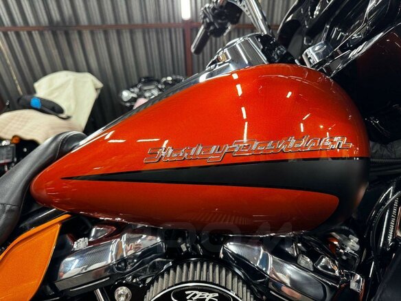 2018 Harley-Davidson Electra Glide, оранжевый, 1880000 рублей - вид 13