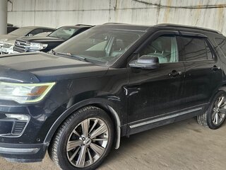 2018 Ford Explorer V Рестайлинг 2, чёрный, 1625000 рублей, вид 2