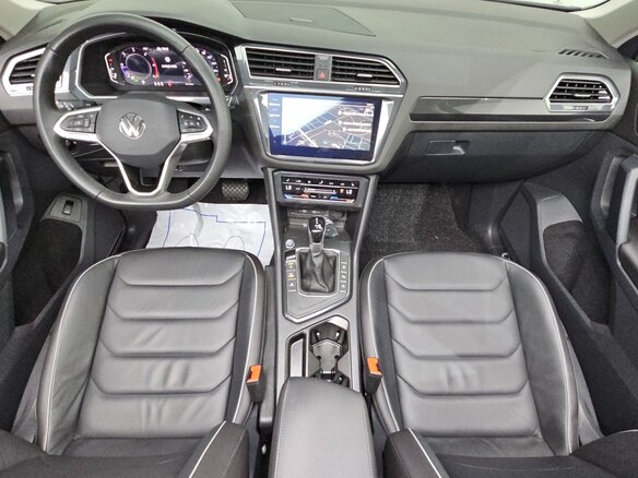 2024 Volkswagen Tiguan II Рестайлинг, серый, 3750000 рублей - вид 5
