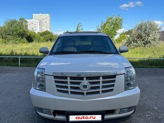 2008 Cadillac Escalade III, белый, 1100000 рублей, вид 4