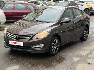 2016 Hyundai Solaris I Рестайлинг, коричневый, 820000 рублей, вид 2