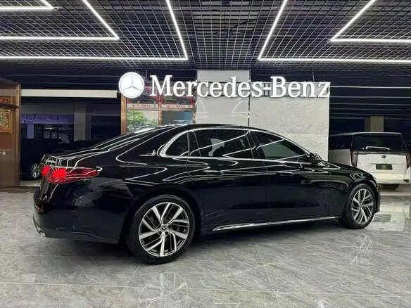2024 Mercedes-Benz E-Класс Long 300 L VI (W214, S214), чёрный, 7205076 рублей - вид 5