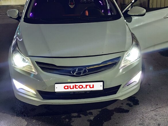 2016 Hyundai Solaris I Рестайлинг, белый - вид 1