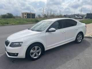 2015 Skoda Octavia III (A7), белый, 1360000 рублей, вид 2