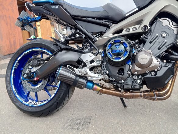 2015 Yamaha MT-09 (FZ-09), серый, 650000 рублей - вид 6