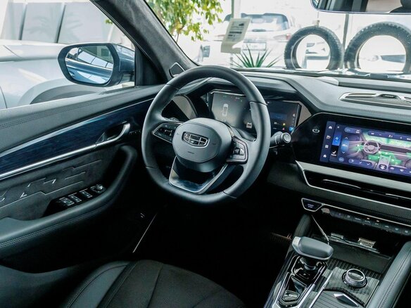 2025 Geely Monjaro I, синий, 5001669 рублей - вид 8