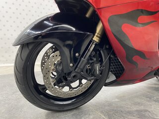 2011 Suzuki GSX 1300 R Hayabusa, красный, 825000 рублей, вид 4