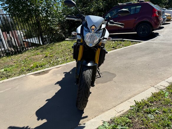 2013 Yamaha FZ8, белый, 500000 рублей - вид 5