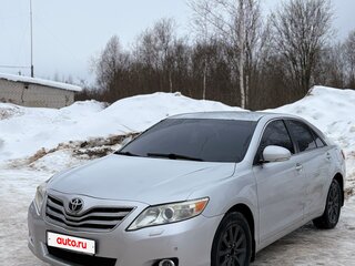 2009 Toyota Camry VI (XV40), серебристый, 900000 рублей, вид 1