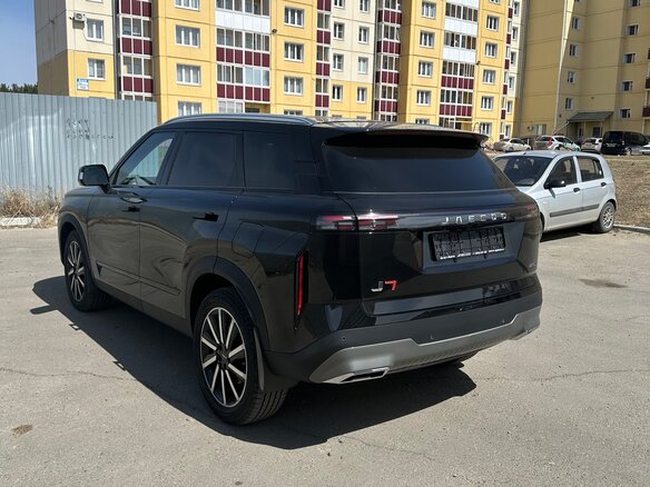 2023 Jaecoo J7 I, чёрный, 2230000 рублей - вид 5