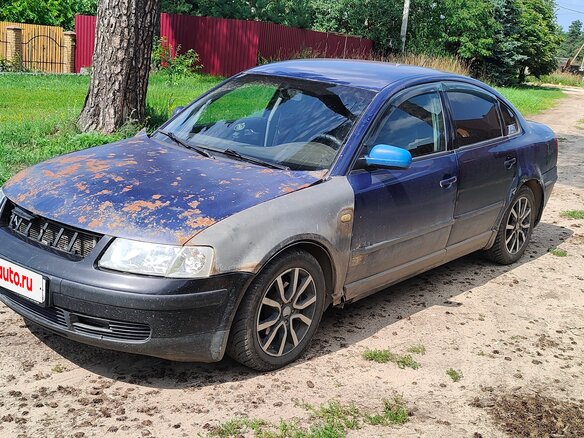 1997 Volkswagen Passat B5, синий