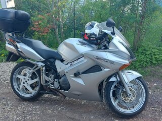 2002 Honda VFR 800, серебристый, 430000 рублей, вид 4
