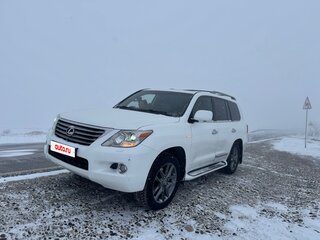 2008 Lexus LX 570 III, белый, 2550000 рублей, вид 1