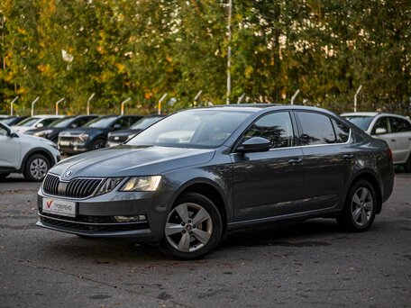 2020 Skoda Octavia III (A7) Рестайлинг, серый, 1899000 рублей, вид 1