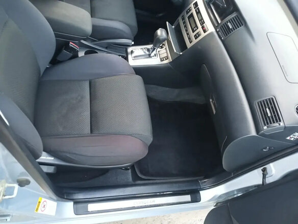 2005 Toyota Corolla IX (E120, E130) Рестайлинг, серебристый, 815000 рублей - вид 20