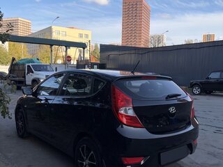 2011 Hyundai Solaris I, чёрный, 620000 рублей, вид 3