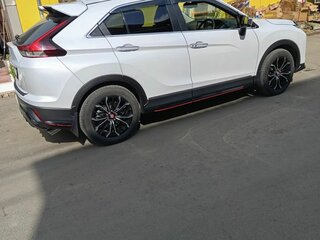 2021 Mitsubishi Eclipse Cross I Рестайлинг, белый, 2100000 рублей, вид 3