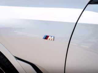 2020 BMW X6 40i III (G06), белый, 7499900 рублей, вид 4