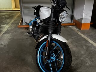 2025 Royal Enfield Guerrilla 450, белый, 540000 рублей, вид 5