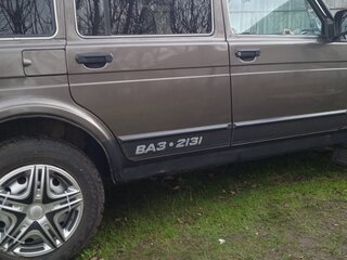 2016 Lada (ВАЗ) 2131 (4x4) I, коричневый, 550000 рублей, вид 4