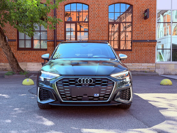 2023 Audi A3 35 TFSI Long IV (8Y), пурпурный, 2190000 рублей - вид 4