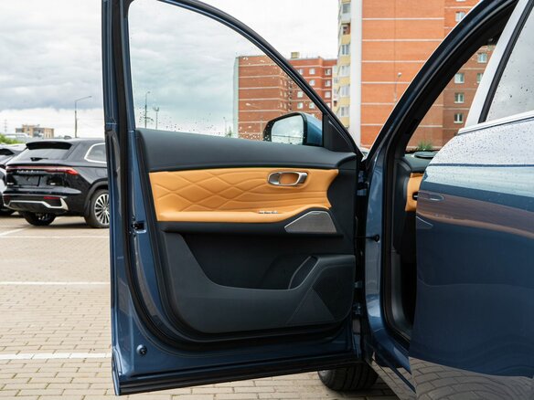 2026 Geely EX5 Гибрид EM-R, синий, 3829990 рублей - вид 22