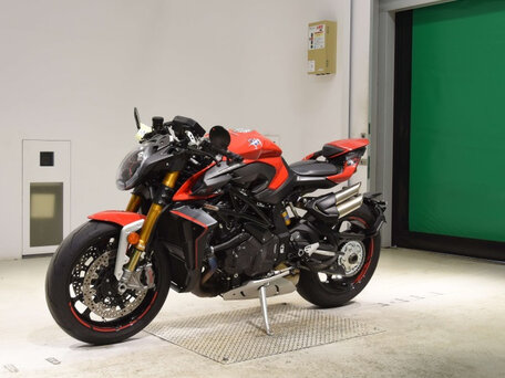 2021 MV Agusta Brutale 1000, красный, 1800000 рублей, вид 4