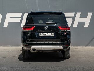 2022 Toyota Land Cruiser 300 Series, чёрный, 9100000 рублей, вид 4