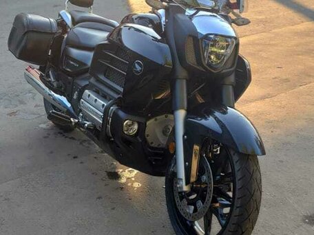 2014 Honda Valkyrie 1800, чёрный, 1130000 рублей, вид 1