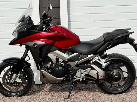 2015 Honda VFR 800X (Crossrunner), красный, 680000 рублей, вид 5